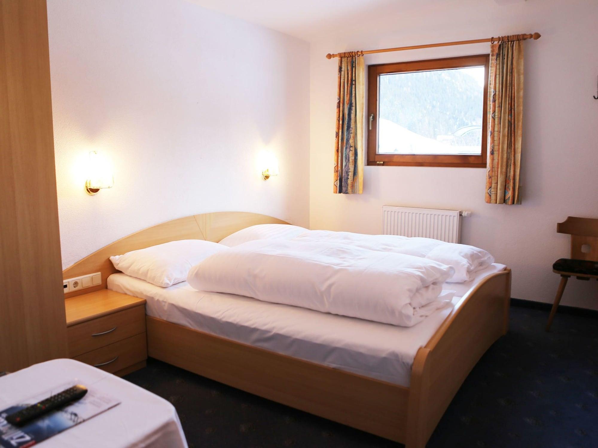 Gasthof Pension Madseiterhof Tux Extérieur photo