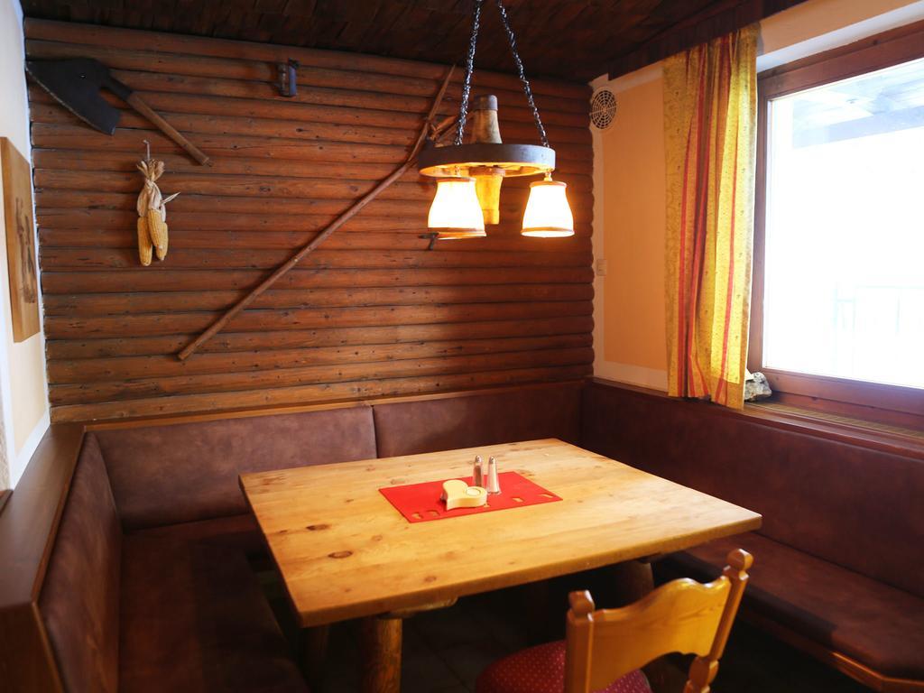Gasthof Pension Madseiterhof Tux Extérieur photo